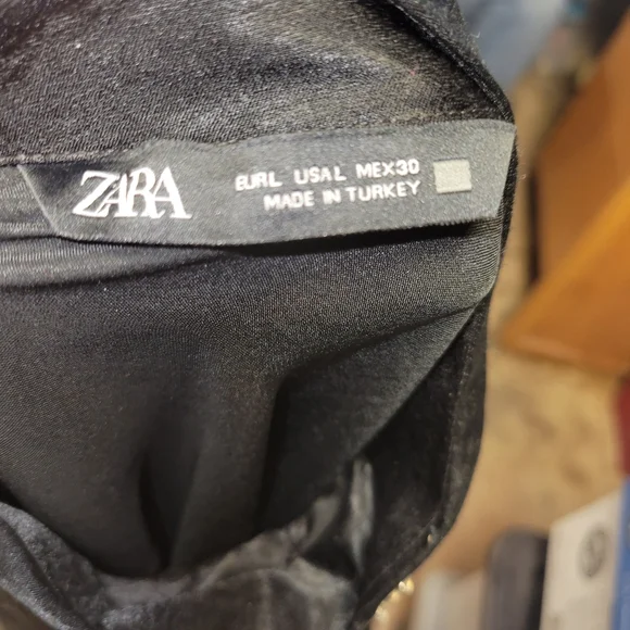 Zara blouse - Picture 6 of 6